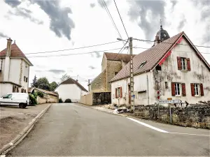 Rue des Preslots - Motey-sur-Saône (© J.E)