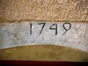 Lintel dated 1749 (© J.E)