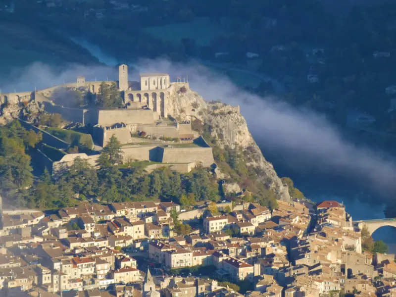 Salle de l'Alcazar - コンサートホールのSisteron