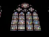 Another stained glass window of the cathedral (© Jean Espirat)