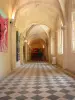 Intérieur du cloître des Cordeliers