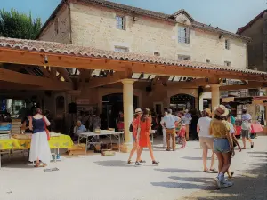 Thiviers markt (© OTPerigordLimousin)