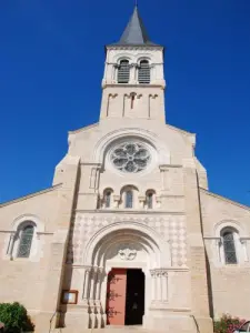 Kirche Thoissey (© Fremdenverkehrsamt Val de Saône Chalaronne)