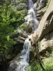 Wasserfall von Morette - Naturstätte in Thônes
