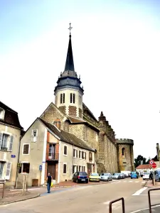 Kerk van Saint-Pierre, uitzicht op het stadscentrum (© JE)