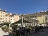 La place de l'Équerre (© OT Toulon)