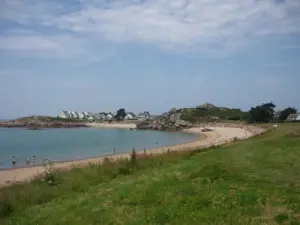 Toul-Bihan beach and range of Priests