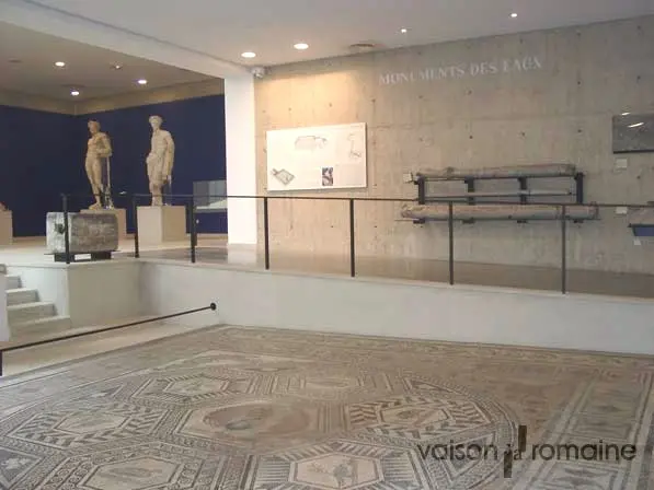 Musée Archéologique Théo Desplans - Lieu de loisirs à Vaison-la-Romaine