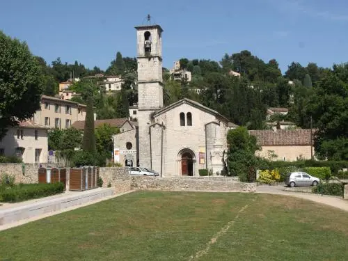 Valbonne - Führer für Tourismus, Urlaub & Wochenende in den Alpes-Maritimes