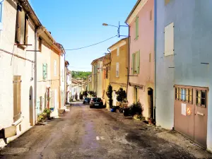 Ruelle de Valensole (© J.E)