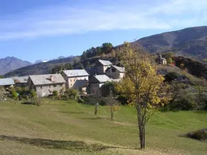 Le village du Poingt Ravier