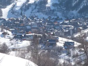 Valloire, sous la neige tout l'hiver