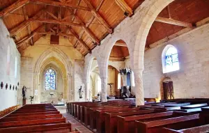 L'intérieur de l'église Saint-Valéry