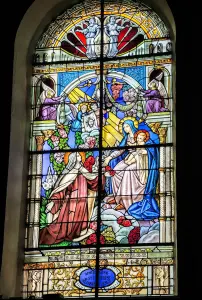 Glasfenster der Heiligen Therese vom Jesuskind (© JE)