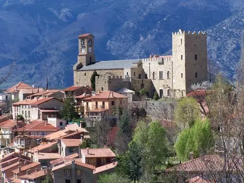 Église et château de Vernet-les-Bains