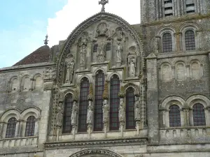 La basilique Sainte-Madeleine (© Frantz)