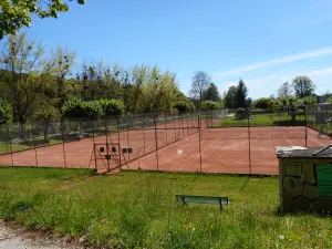 Tre campi da tennis in terra battuta