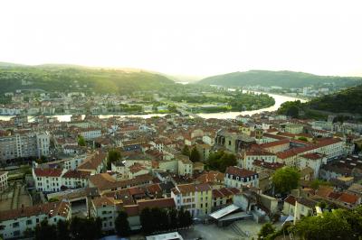 Vienne Tourism Holiday Guide Vienne Tourism Holiday Guide