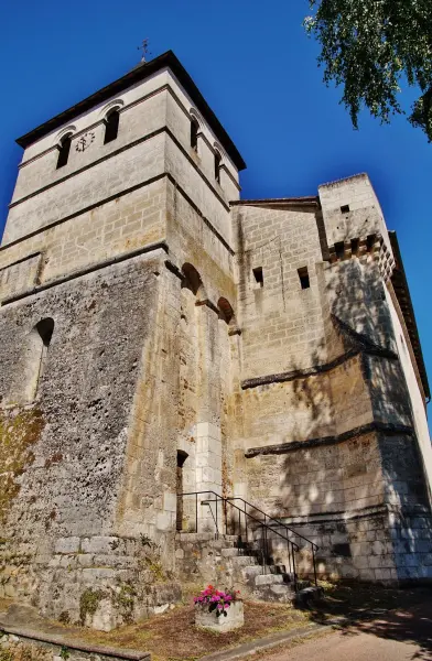 Église Saint-Martial - Monument à Villars