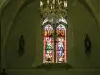 Stained glasses of the choir of the church (© J.E)