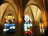 圣皮埃尔圣保罗教堂的彩色玻璃窗