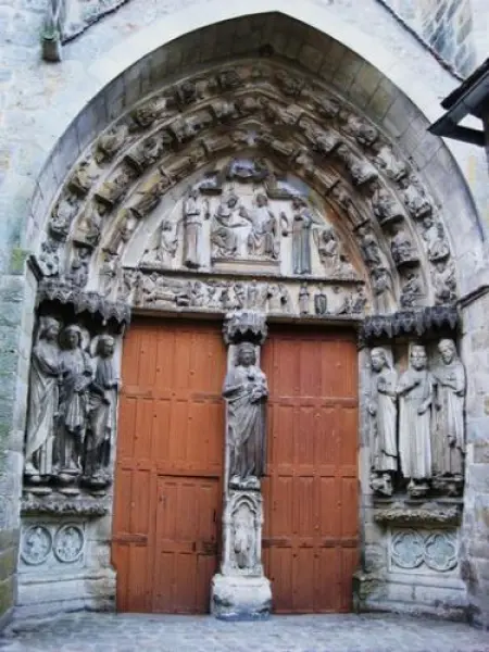 Kerk Notre-Dame - Monument in Villeneuve-l'Archevêque