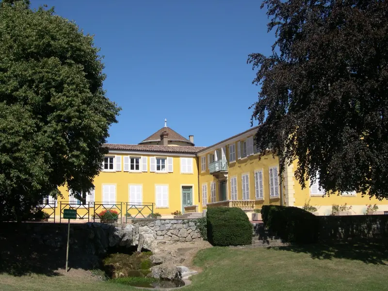 Maison forte de Vourles - Monument à Vourles