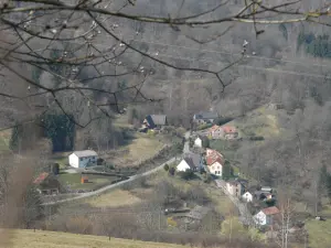 Bas du village, le Hautbout