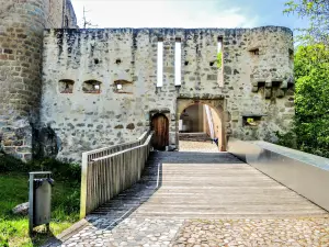 Locatie van de ophaalbrug en eerste ingang (© JE)