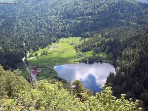 Lac de Retournemer seen from the Devil’s Rock