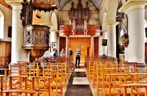 El interior de la iglesia de Saint-Omer