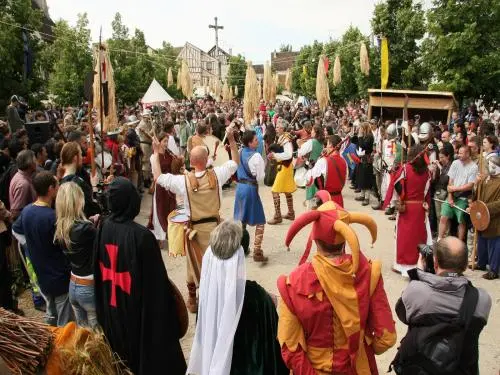 インクルー中世の地方 - イベントのProvins