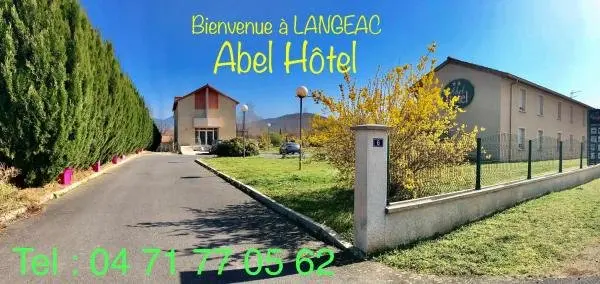 Abel Hôtel - Holiday & weekend hotel in Langeac