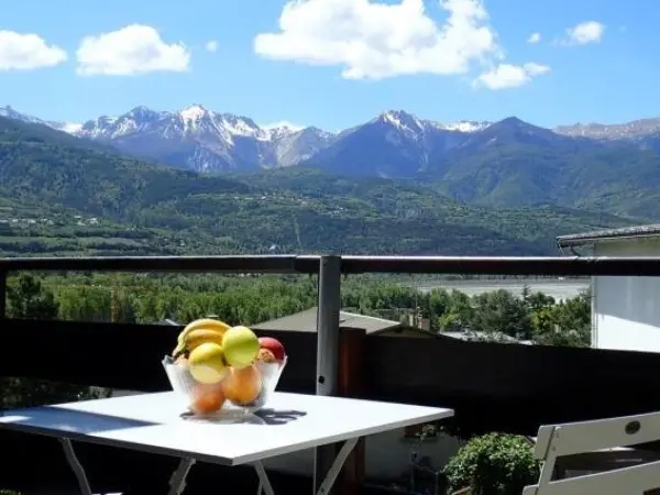 Apartment T2 sleeping corner 45 places beautiful view - Hotel Urlaub & Wochenende in Embrun