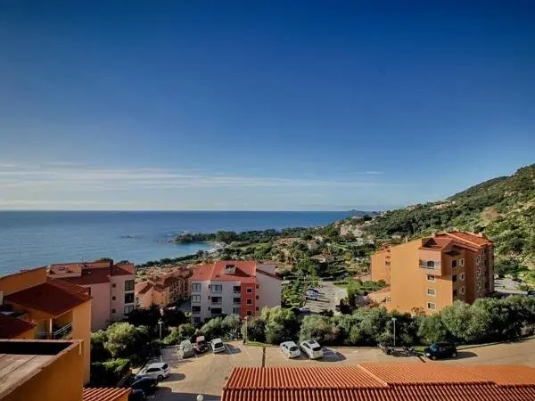 Appartement Ajaccio, 3 pièces, 4 personnes - FR-1-61-519 - Holiday & weekend hotel in Ajaccio