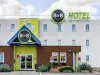 B&B HOTEL Dijon Les Portes du Sud - ヴァカンスと週末向けのホテルのDijon