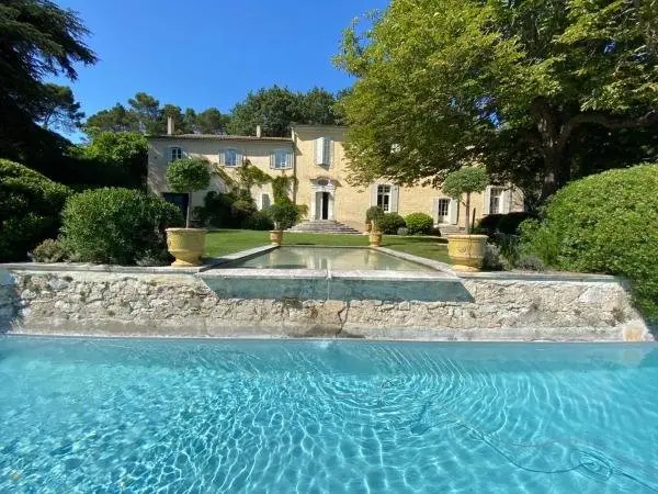 La Bastide de Ganay - Hotel Urlaub & Wochenende in Aix-en-Provence