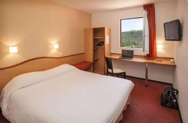 Brit Hotel Confort Montauban - Hotel vakantie & weekend in Montauban