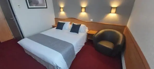 Brit Hotel Confort Villeneuve Sur Lot - 假期及周末酒店在Bias