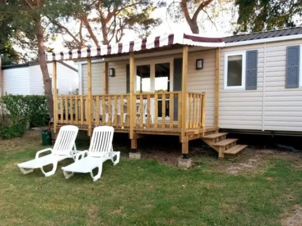 Bungalow de 3 chambres avec piscine partagee et jardin amenage a Onzain - Holiday & weekend hotel in Veuzain-sur-Loire