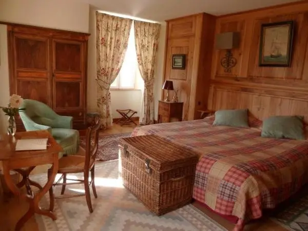 Chambres d'Hôtes du Hameau Les Brunes - Holiday & weekend hotel in Bozouls