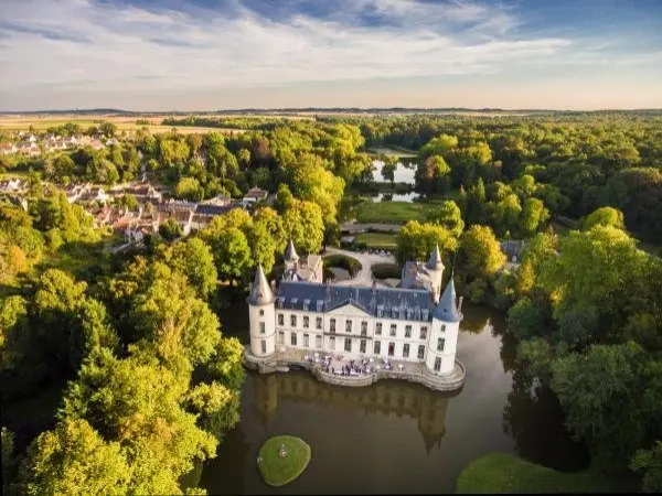 Château d'Ermenonville - Holiday & weekend hotel in Ermenonville