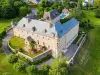 Château de la Falque, The Originals Relais (Relais du Silence) - Hotel de férias & final de semana em Saint Geniez d'Olt et d'Aubrac