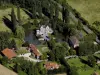 Chateau de Quesmy - Holiday & weekend hotel in Quesmy