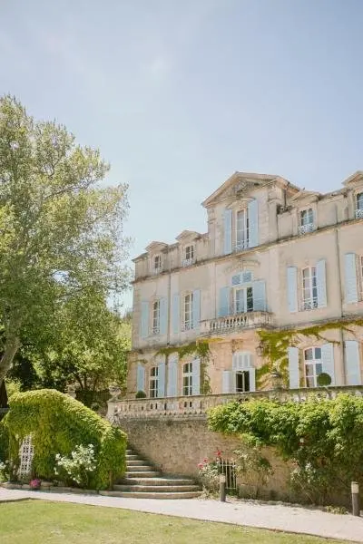 Chateau de Varenne - Hotel vacanze e weekend a Sauveterre