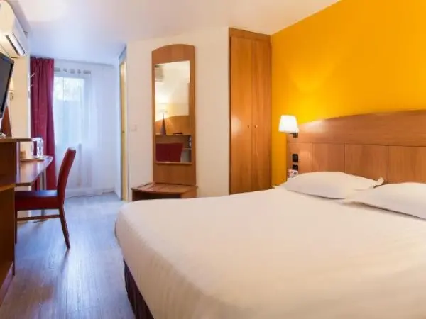 Comfort Hotel Grenoble Meylan - Отель для отдыха и выходных — Meylan