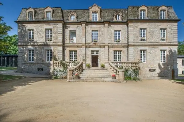 Domaine De Barres - Hotel de férias & final de semana em Langogne