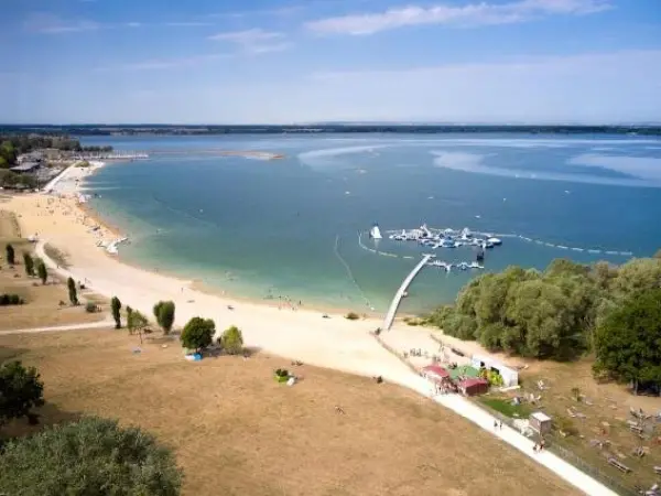 Glamping Lac d'Orient - Hotel vacanze e weekend a Mesnil-Saint-Père