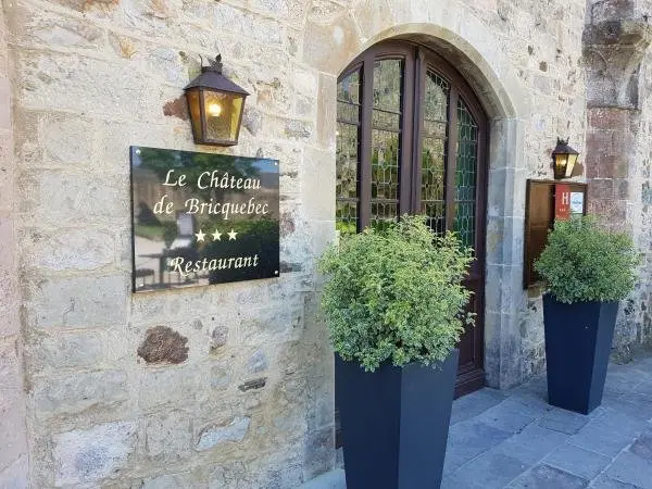 L'Hostellerie du Château de Bricquebec - Hotel vacaciones y fines de semana en Bricquebec-en-Cotentin