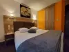 Hotel Atoll - Holiday & weekend hotel in Niort